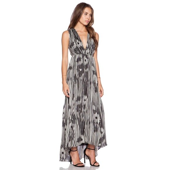 Alice + Olivia Lexa V Neck Ruched Silk Long Maxi Cutout Dress 0 #7993 - Picture 2 of 9